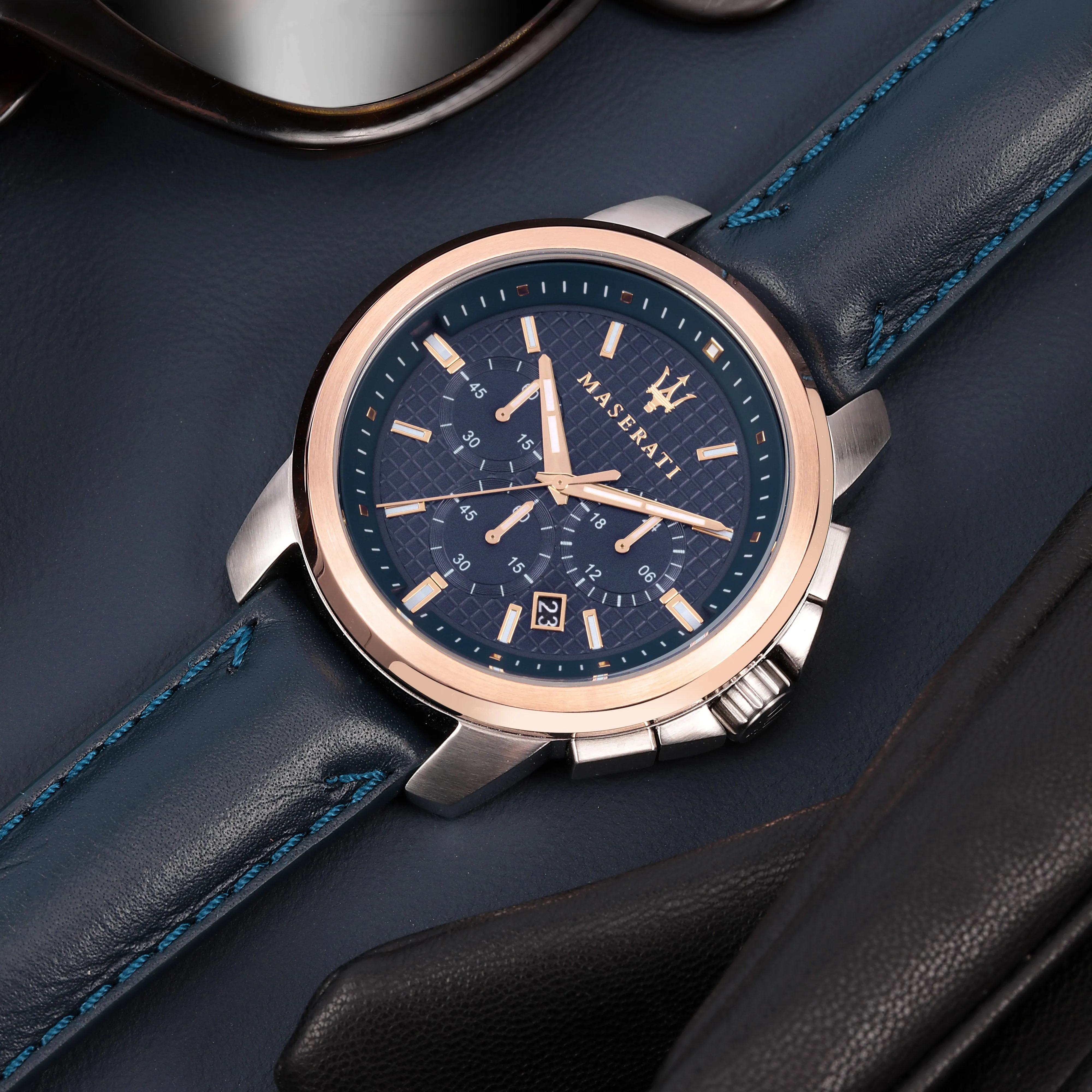 Maserati Successo Navy Blue Chronograph Watch