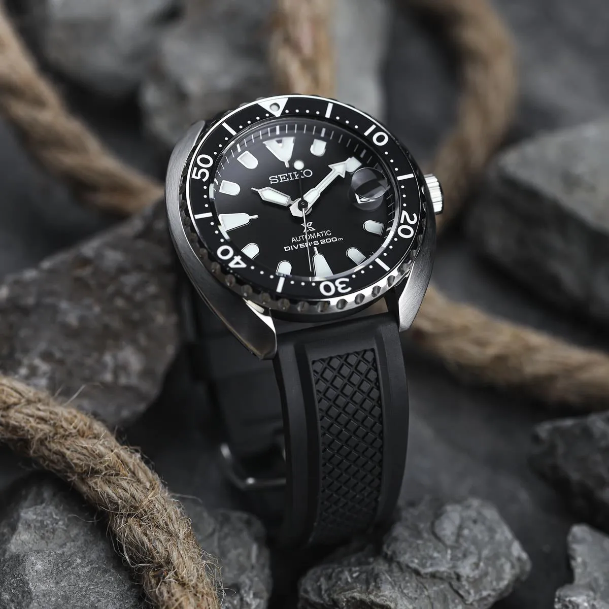 ZULUDIVER Hartland FKM Rubber Watch Strap - Black